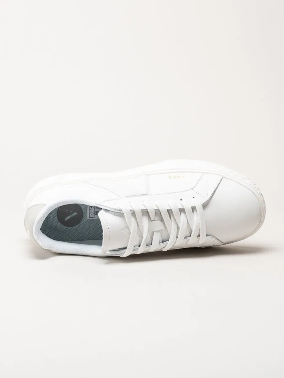 ARKK Copenhagen - Essence - Vita sneakers i skinn