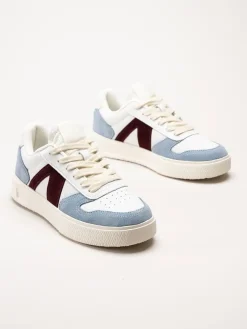 ARKK Copenhagen - Uncover - Vita skinnsneakers med mockadetaljer