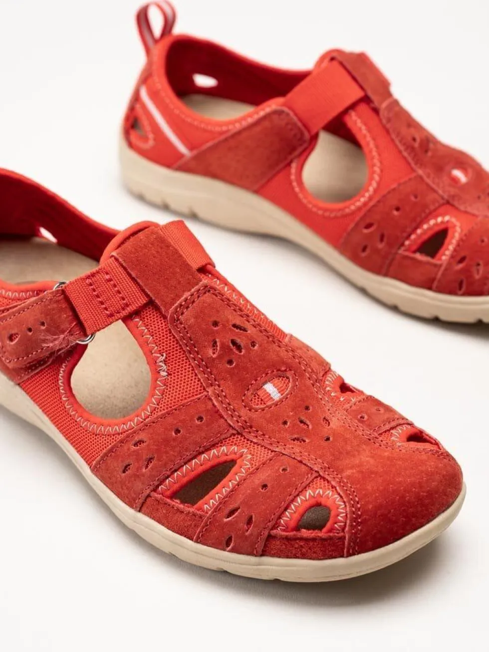 Axelda - Cleveland - Röda sandalskor i mocka och textil