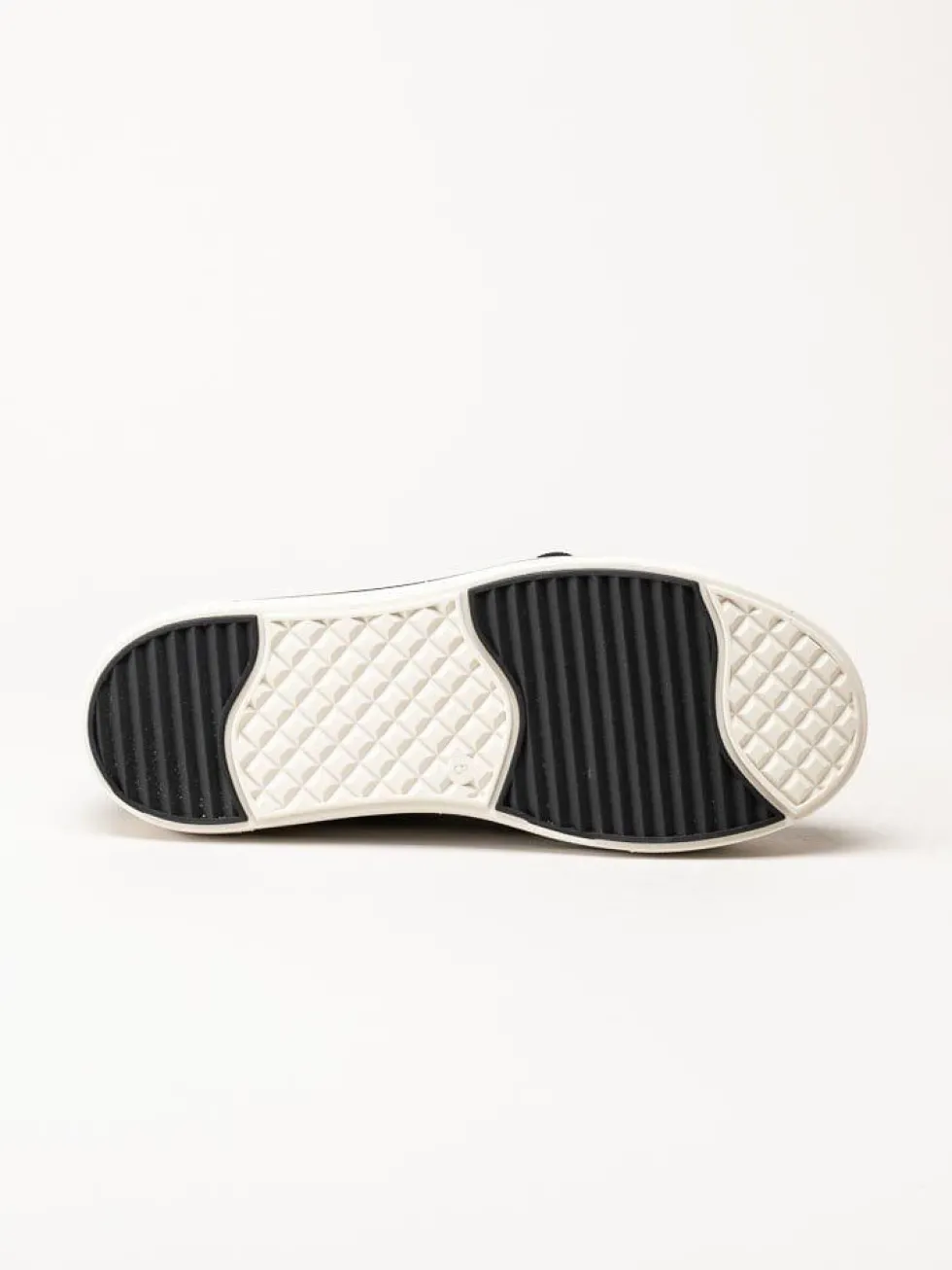 Caprice - Svarta platåsneakers i skinn