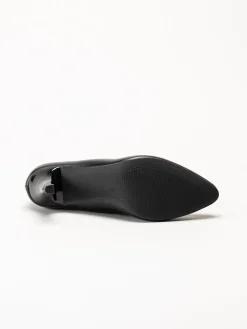Caprice - Svarta pumps i skinn