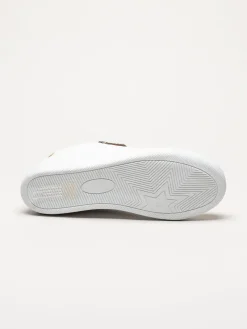 Charlotte of Sweden - Vita sneakers i skinn