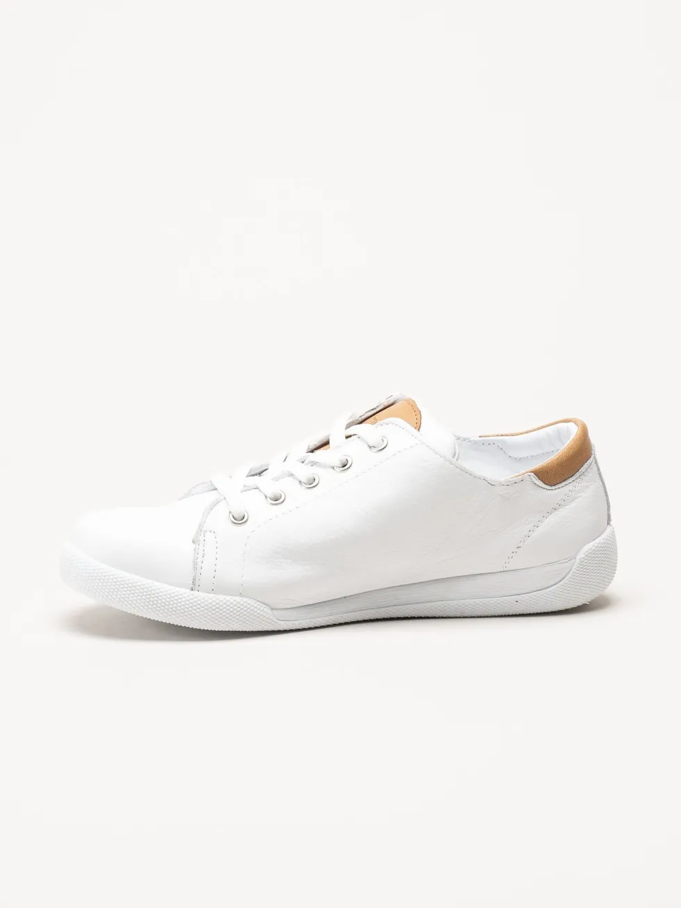 Charlotte of Sweden - Vita sneakers i skinn
