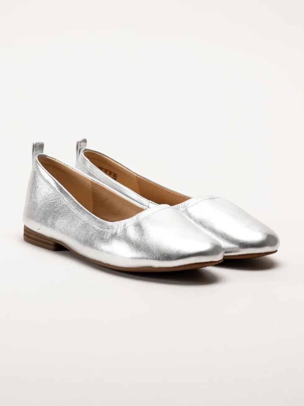 Clarks - Fawna Soft D - Slilver ballerina i skinn