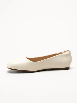 Clarks - Livia Lily - Beige ballerinaskor
