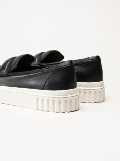 Clarks - Mayhill Cove - Svarta lågskor i skinn