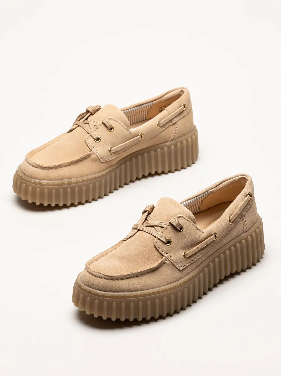 Clarks - Torhill Boat - Beige snörskor i mocka