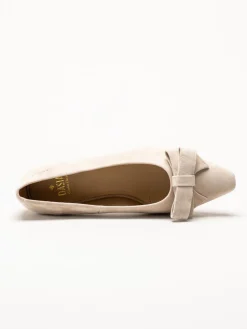 Dasia - Verbena - Beige pumps i mocka
