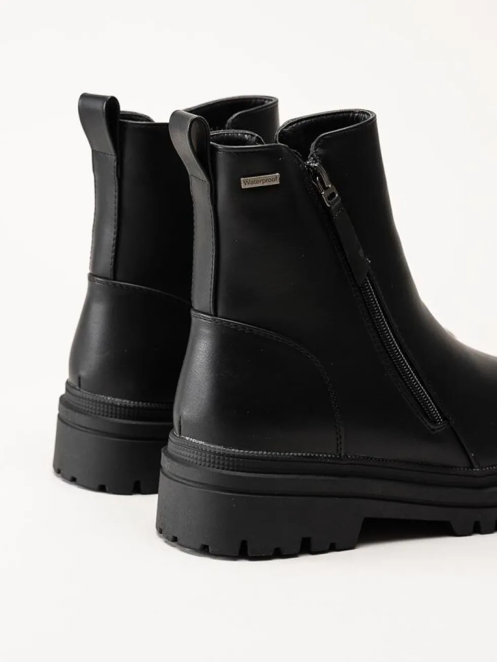 Duffy - Marcellina Tre - Svarta fodrade boots