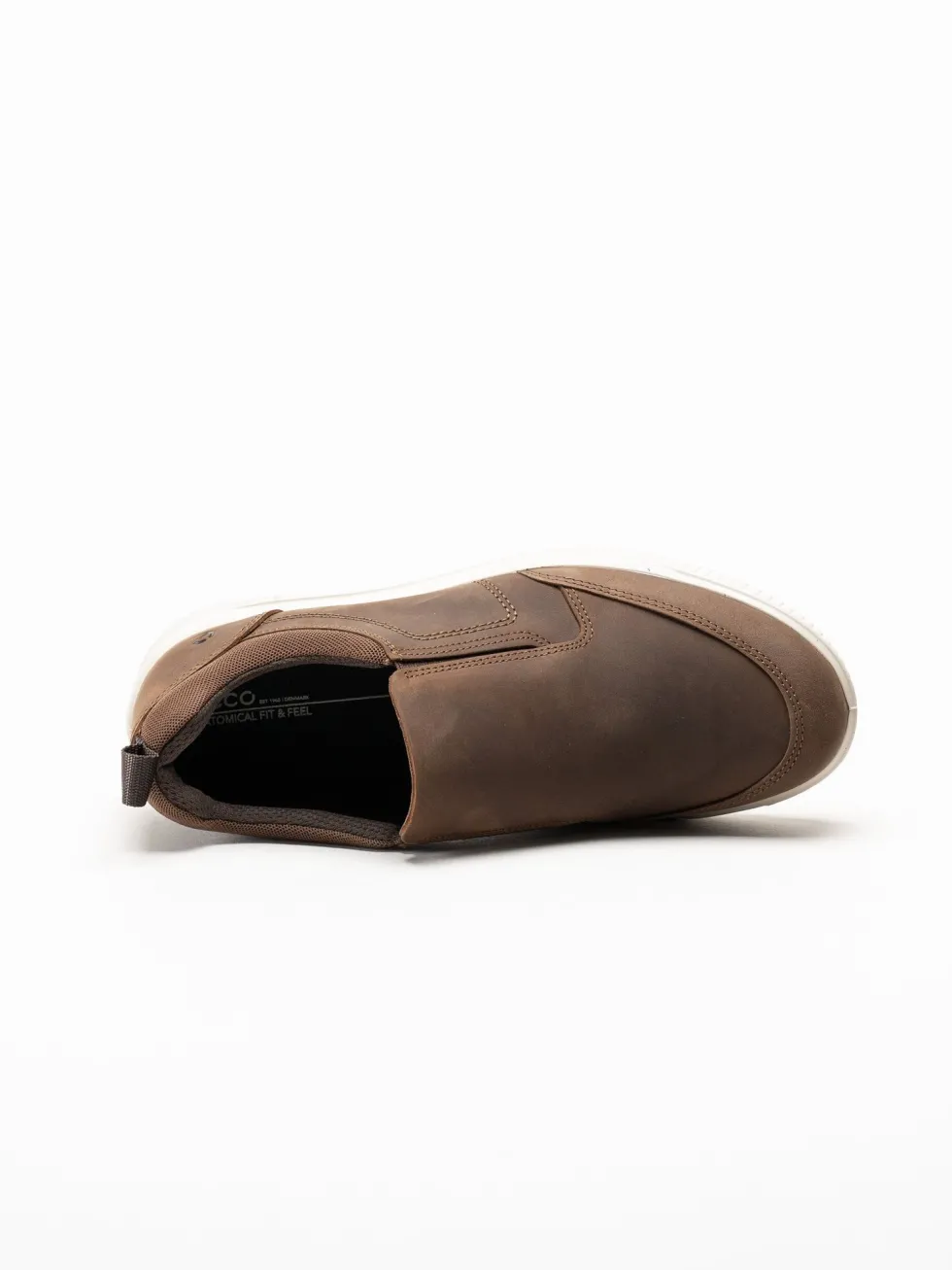 Ecco - Byway M Slip-On - Bruna slip on skor i oljad nubuck