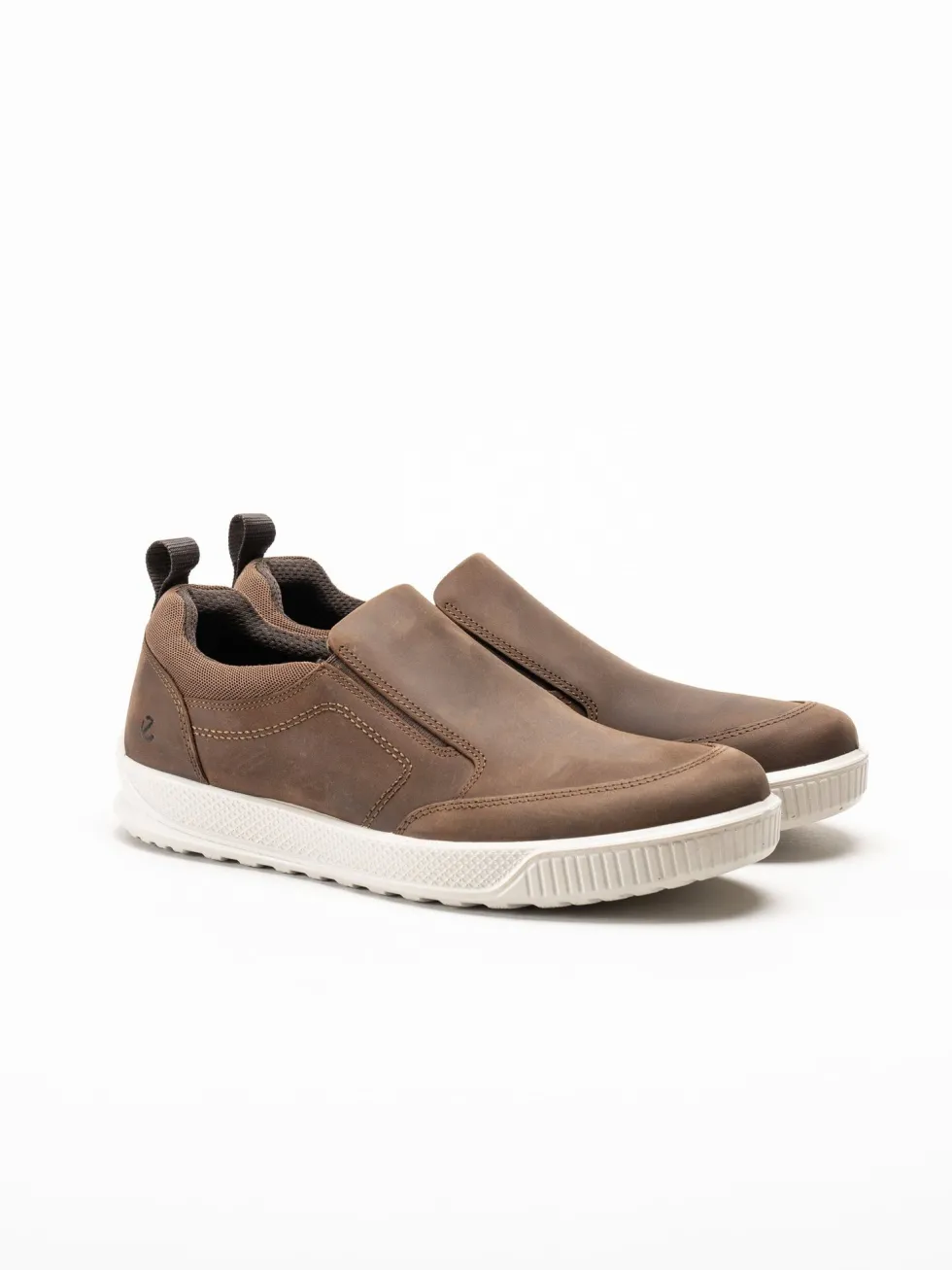 Ecco - Byway M Slip-On - Bruna slip on skor i oljad nubuck