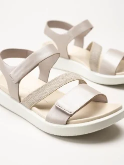 Ecco - Ecco Flowt - Ljusrosa metallic sandaler i skinn