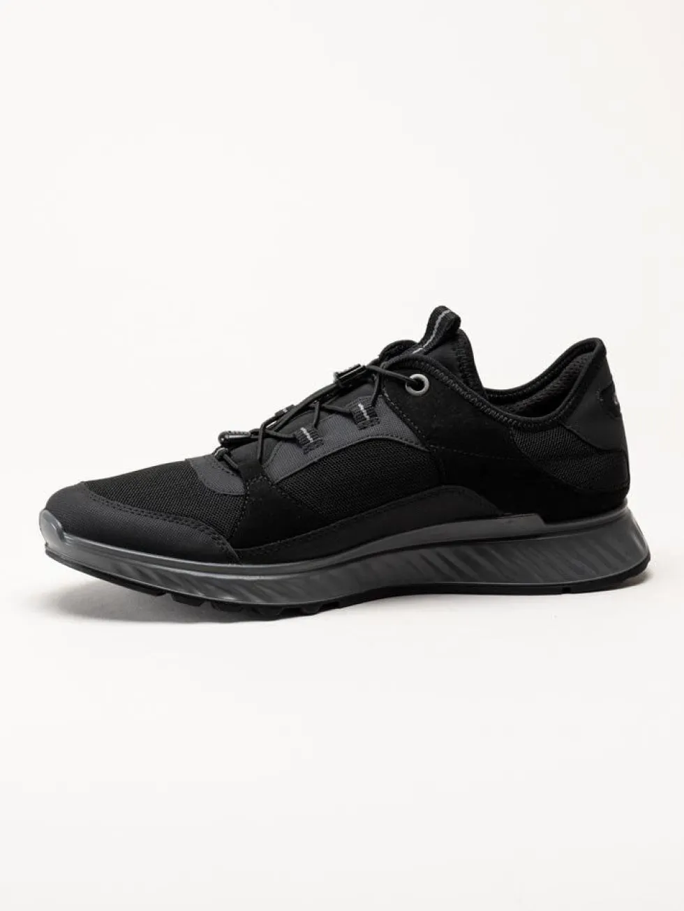 Ecco - Exostride - Svarta sportiga sneakers med Gore-Tex