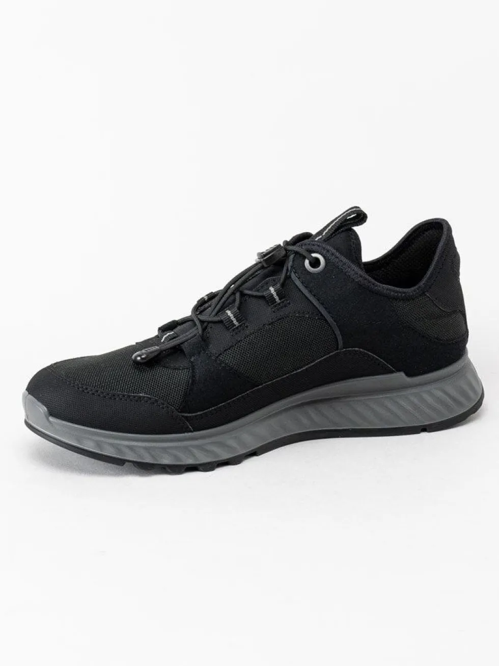 Ecco - Exostride W Low Gtx - Svarta promenadskor med GoreTex