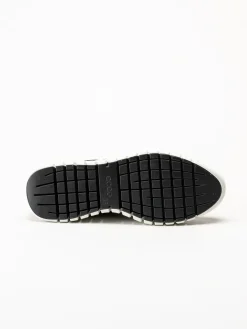 Ecco - Gruuv W Side Zip Lace - Svarta sneakers i nubuck