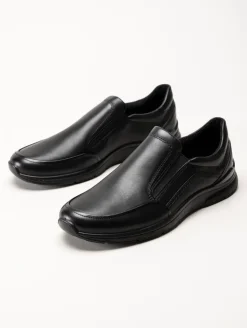 Ecco - Irving - Svarta slip on promenadskor i skinn