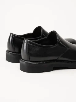 Ecco - London M Slip on - Svarta slip on skor i skinn
