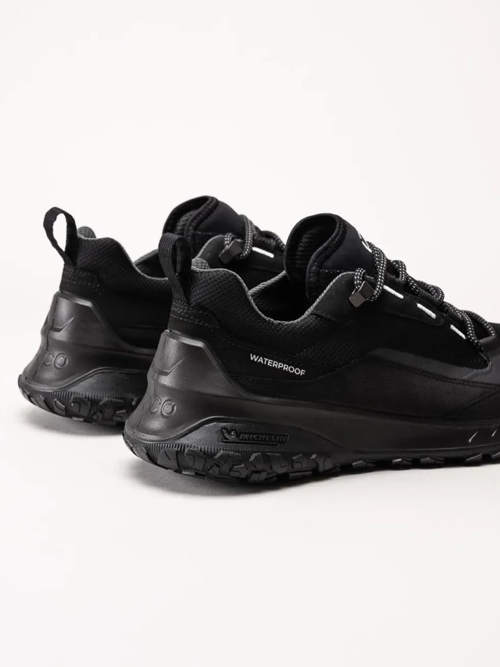 Ecco - Ultra Terrain - Svarta vandringskor