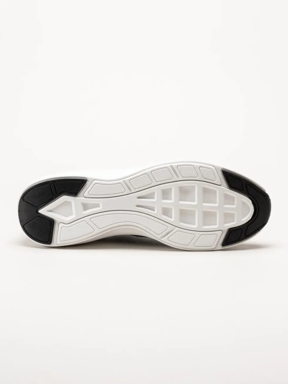 Exani - Ease M - Svarta slip on skor i textil