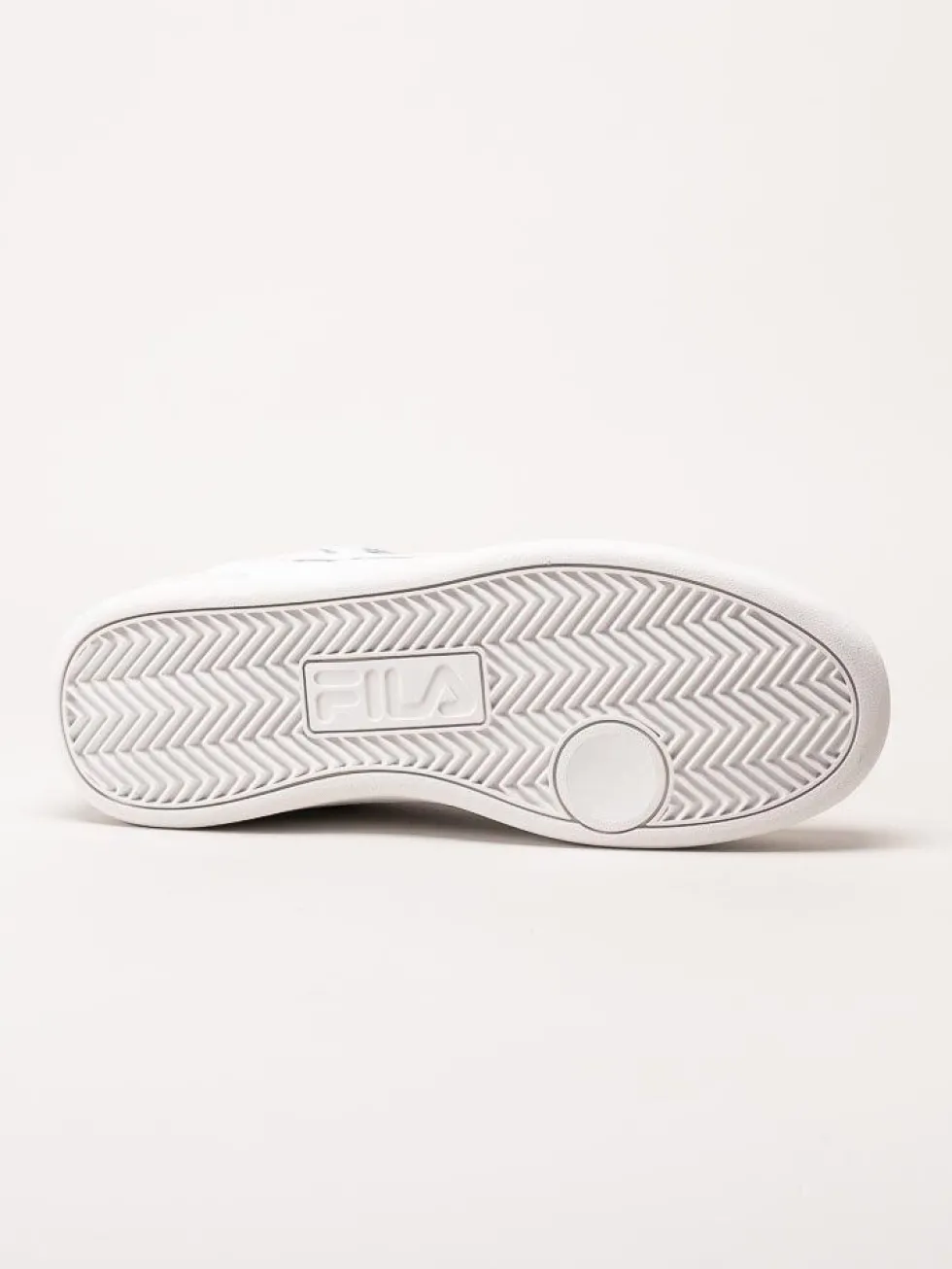 FILA - Noclaf Wmn - Vita sneakers i skinnimitation
