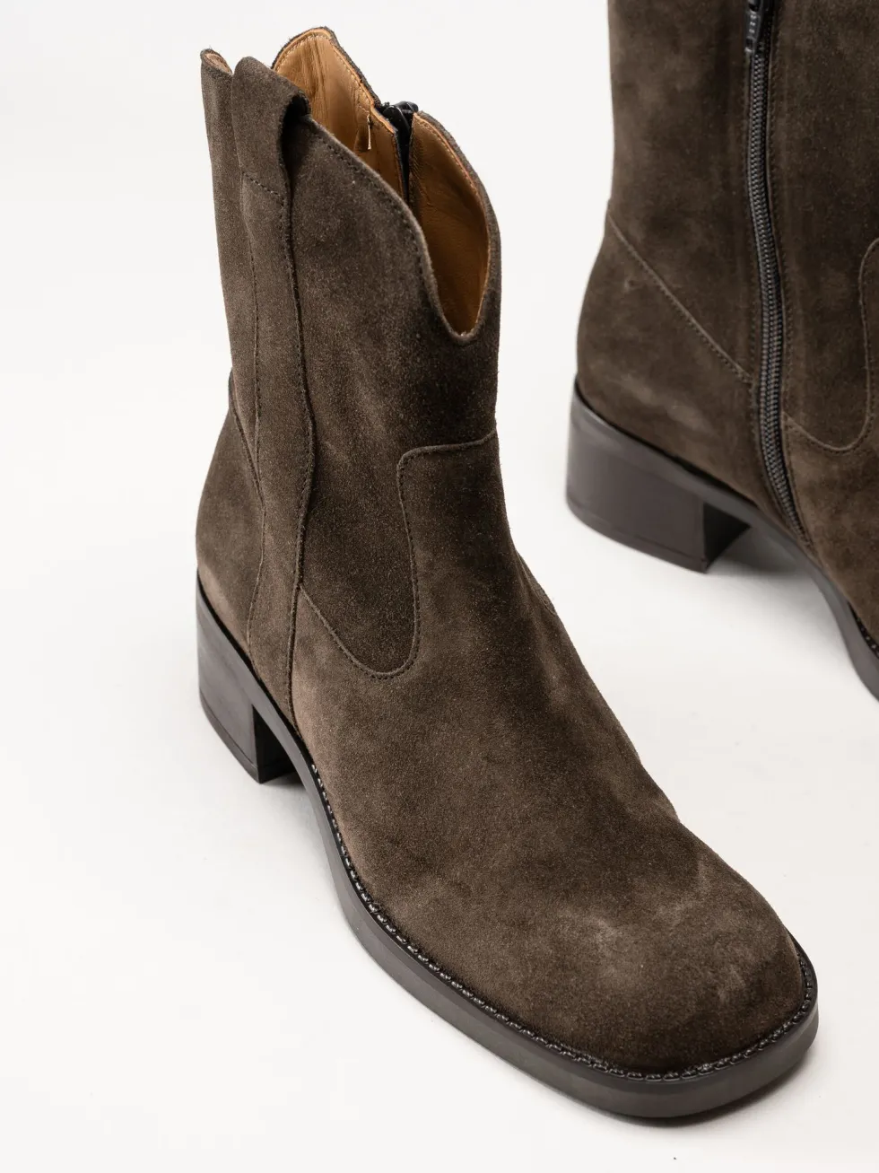 Gabor - Mörkbruna western boots i mocka