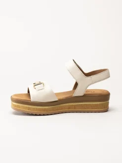 Gabor - Off white platåsandaletter i skinn