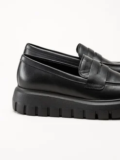Gabor - Svarta platåloafers i skinn