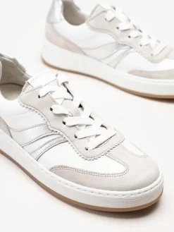 Gabor - Vita sneakers i skinn och mocka