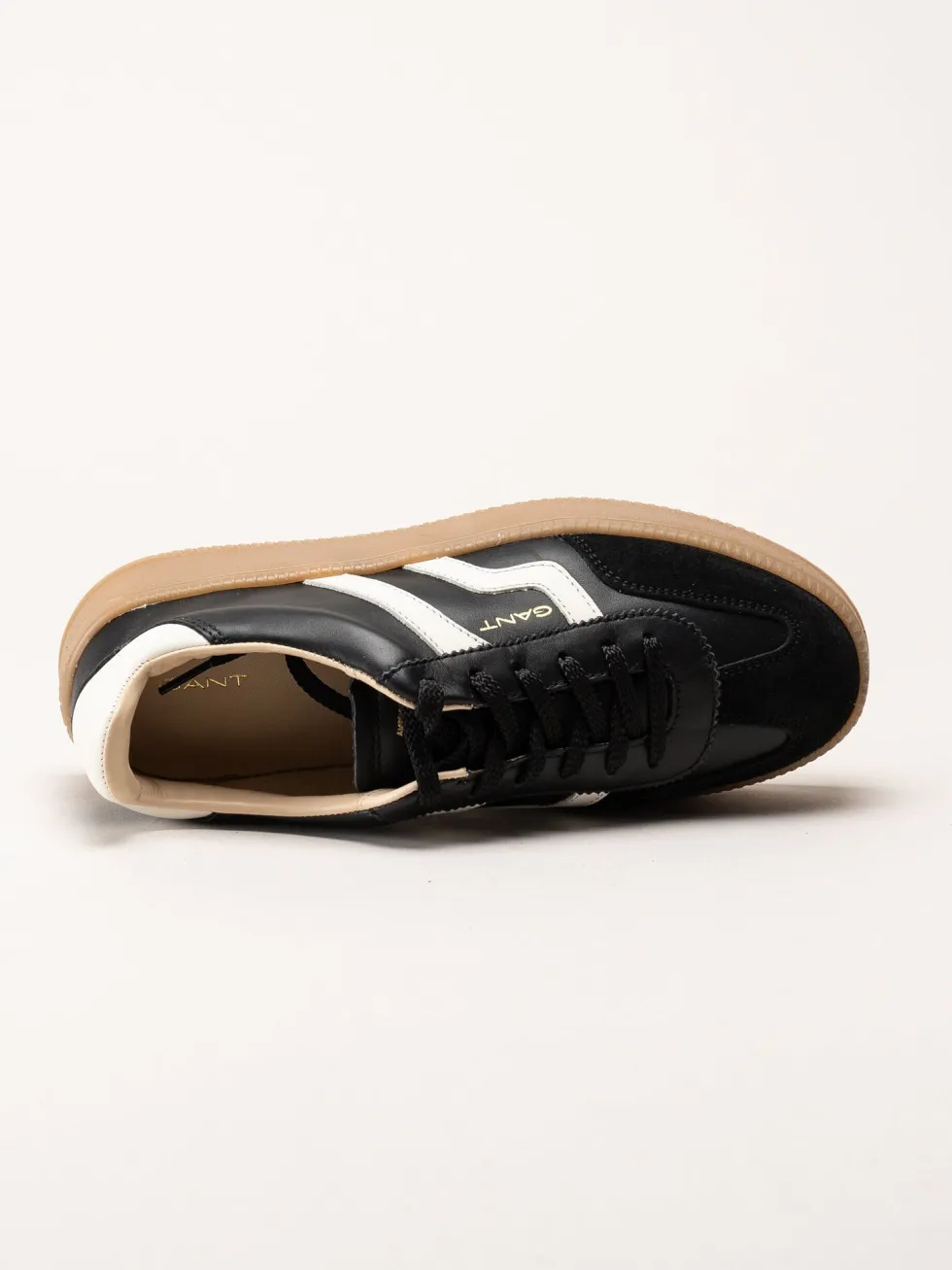 Gant Footwear - Cuzmani - Svarta retro platåsneakers i skinn och mocka
