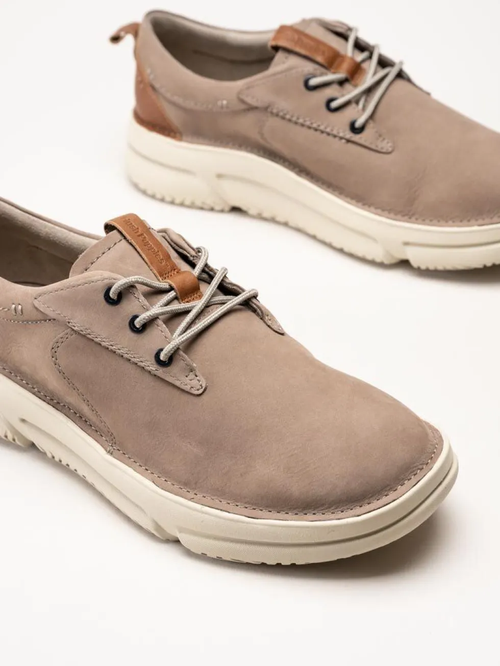 Hush Puppies - Mens Baylor - Beige promenadskor i nubuck