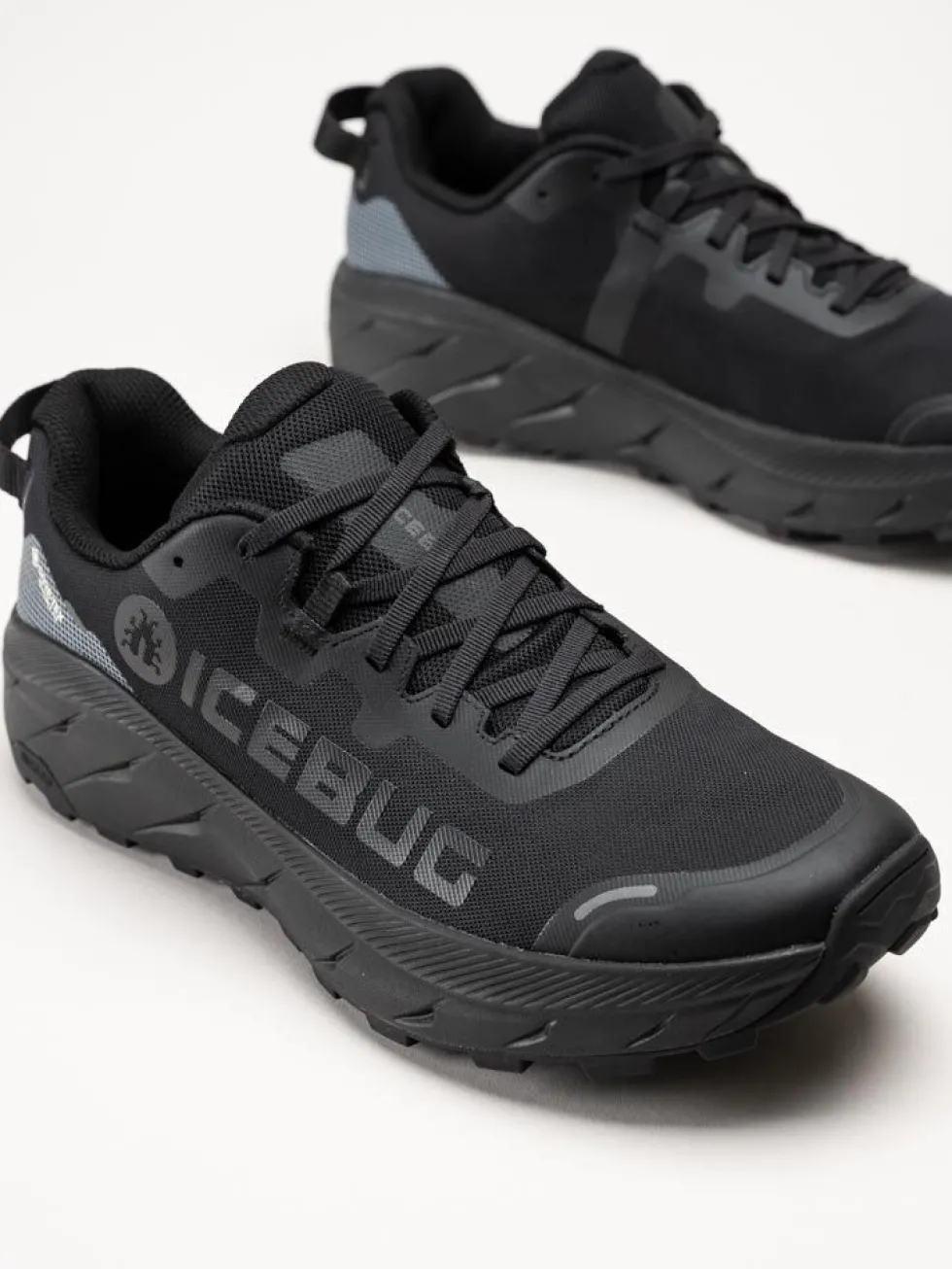 Icebug - Arcus 2 Mens BUGRip GTX - Svarta löparskor med dubbar