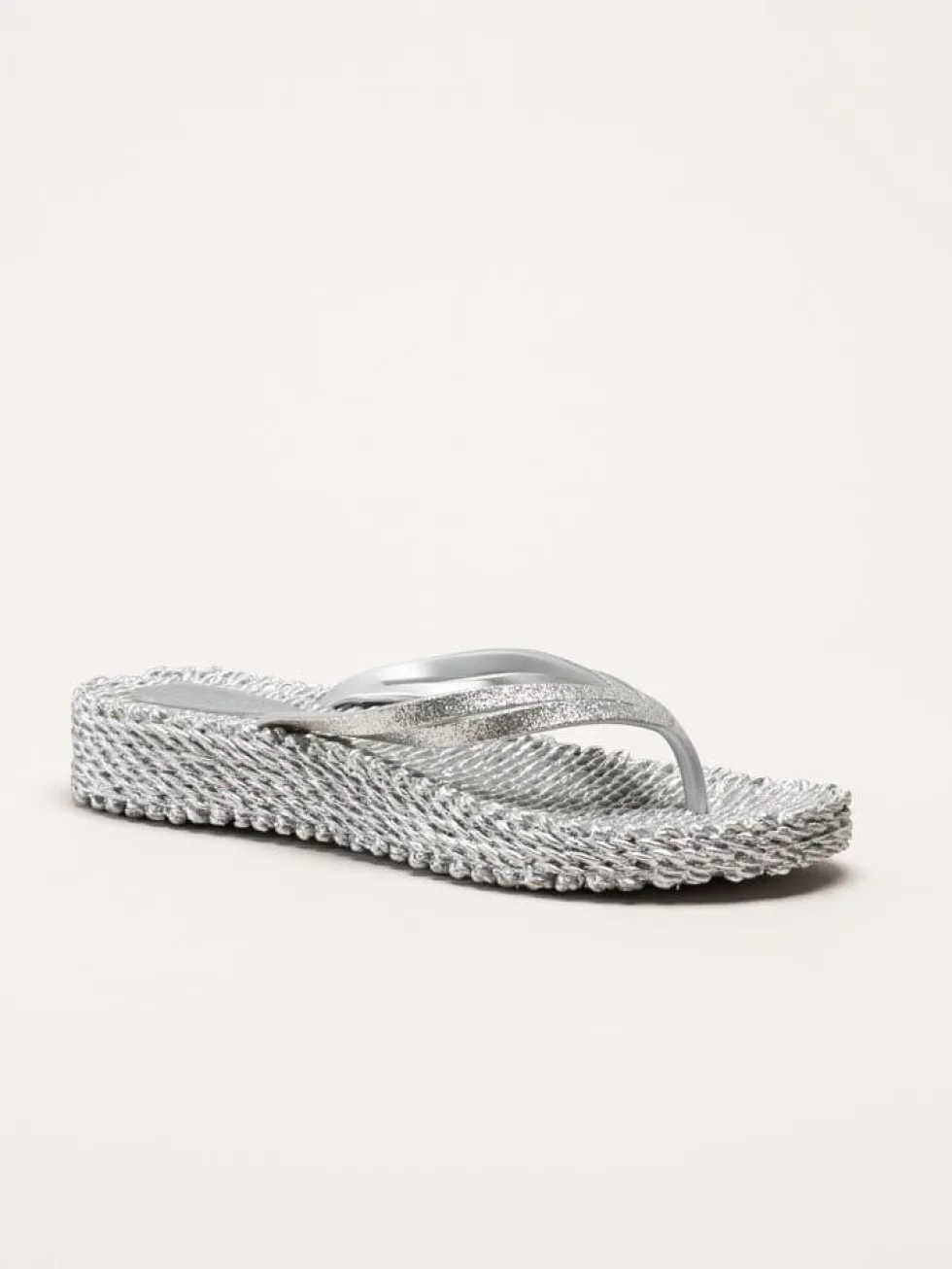 Ilse Jacobsen - Cheerful 13 - Silverfärgade flip flop med glitterremmar