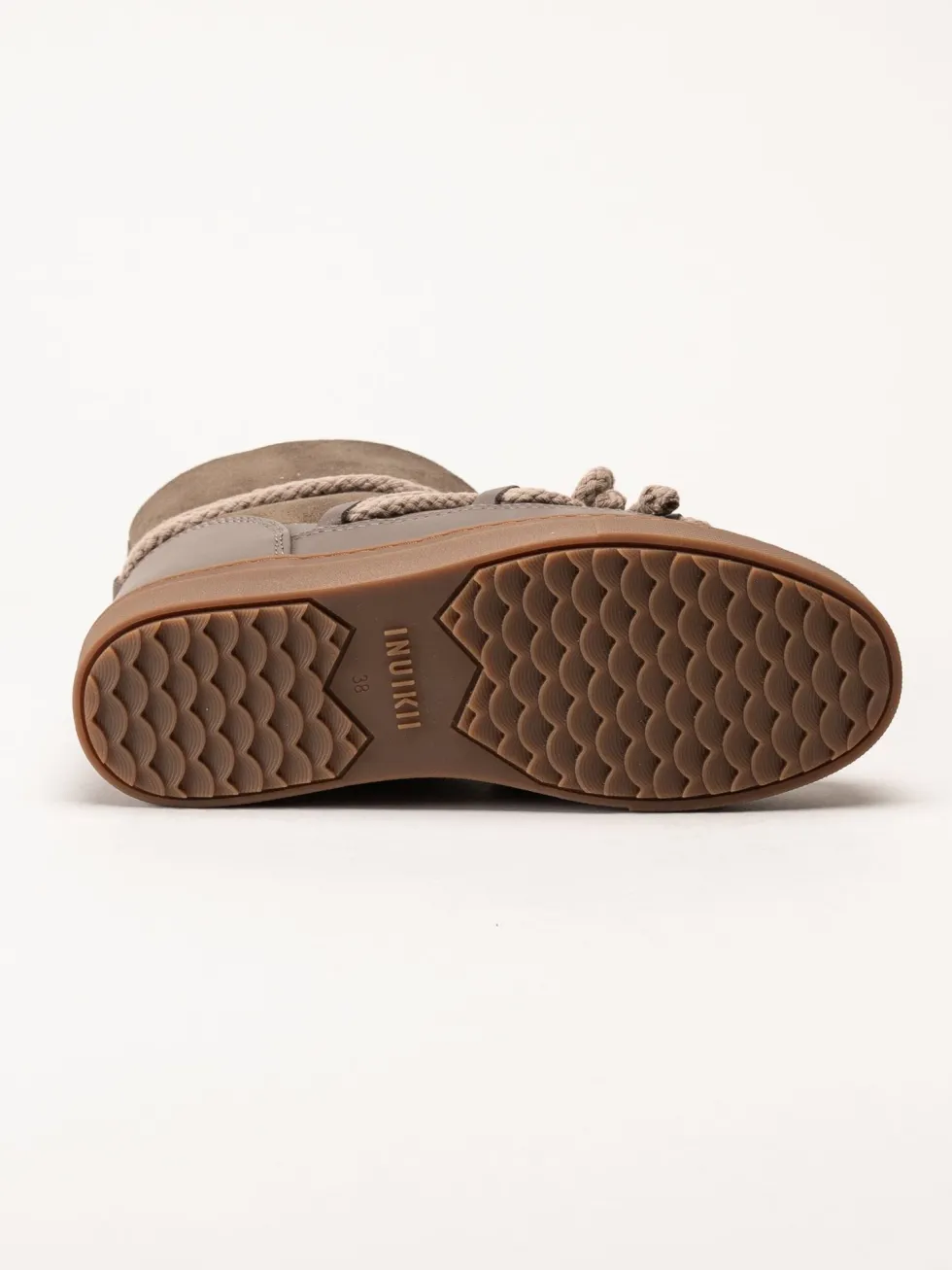 Inuikii - Classic - Taupe vinterboots med fårskinnsfoder
