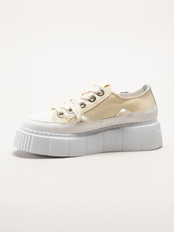 Inuikii - Matilda Canvas low - Ljusgula platåsneakers i textil