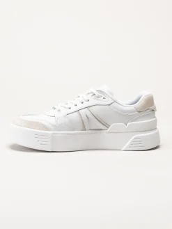 Lacoste - L002 EVO - Vita sneakers i skinn och mocka