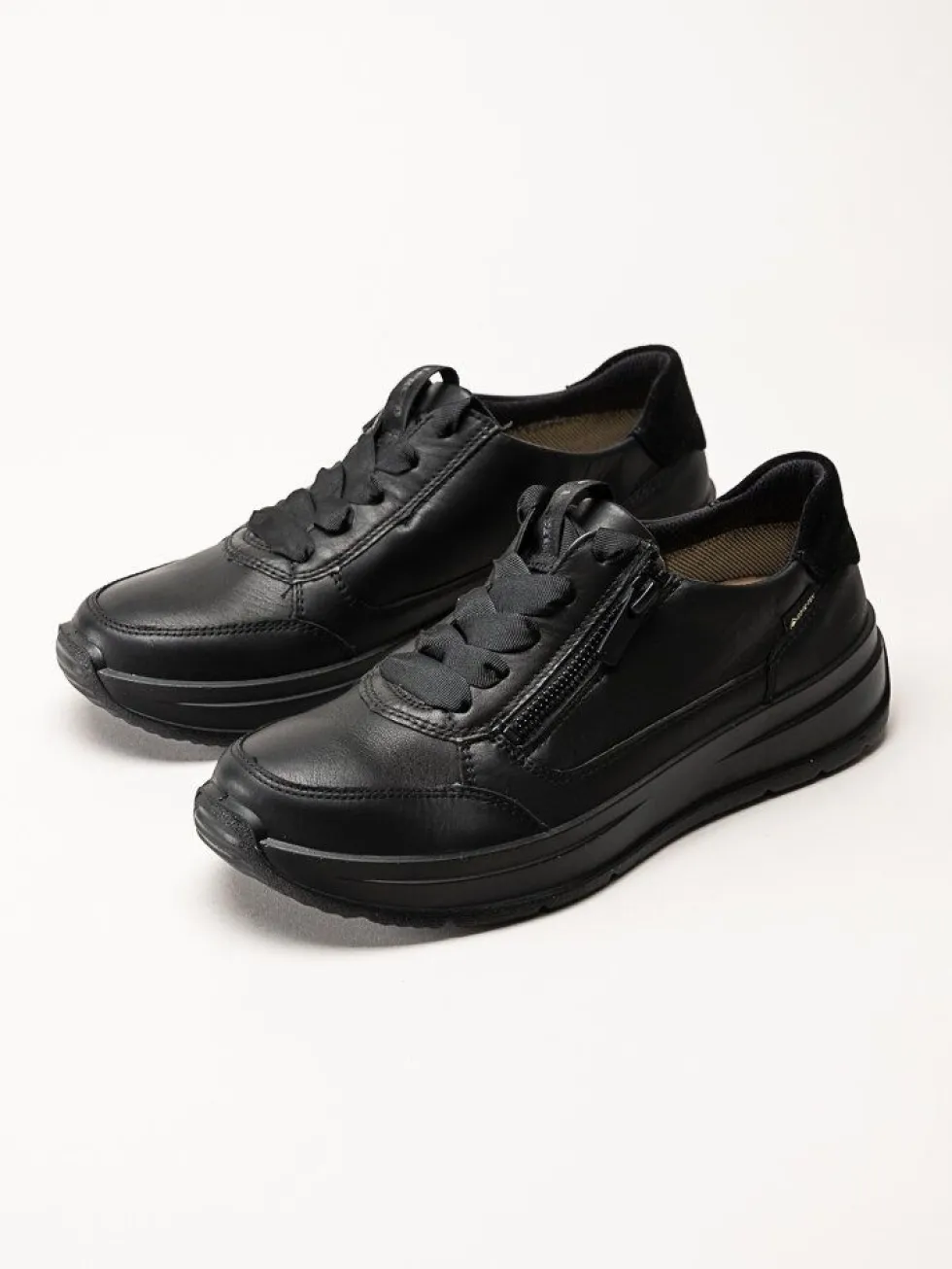 Legero - Sprinter - Svarta promenadskor med Gore-Tex