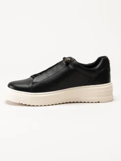 Marco Tozzi - Svarta sneakers i skinnimitation