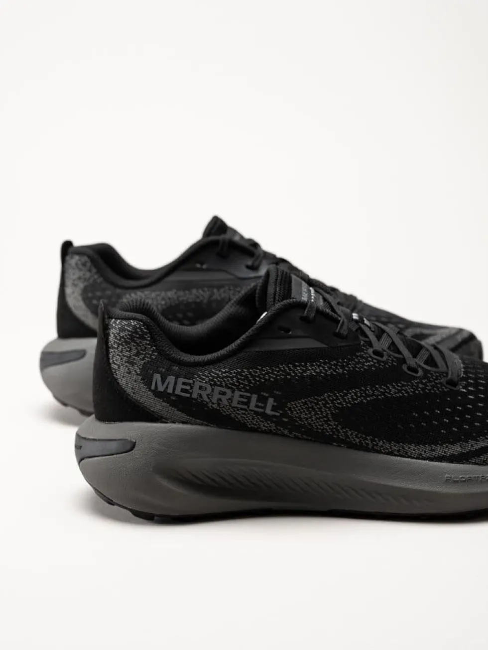 Merrell - MORPHLITE - Svarta löparskor i textil