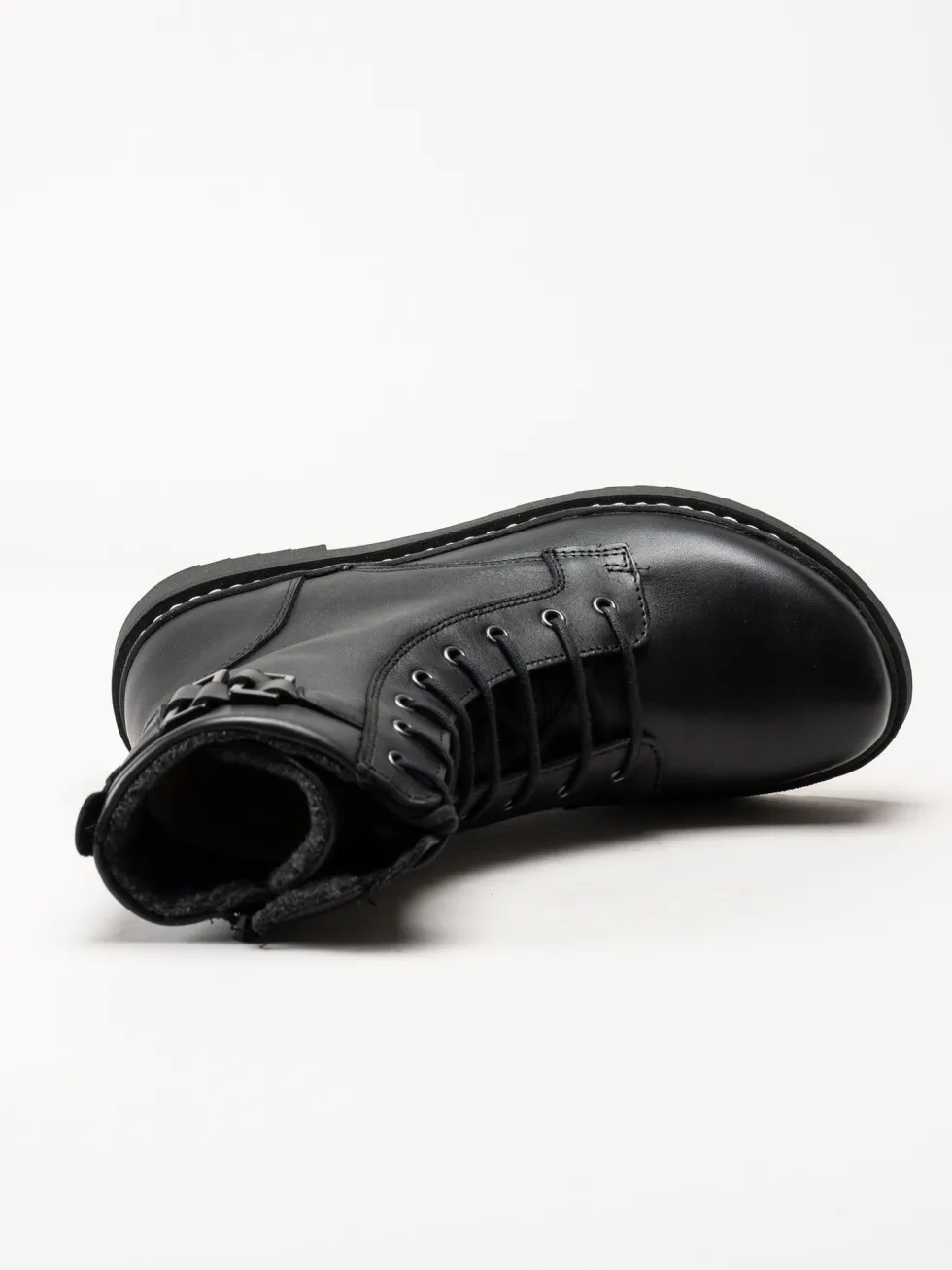 New Feet - Svarta kängor i skinn med Tex-membran