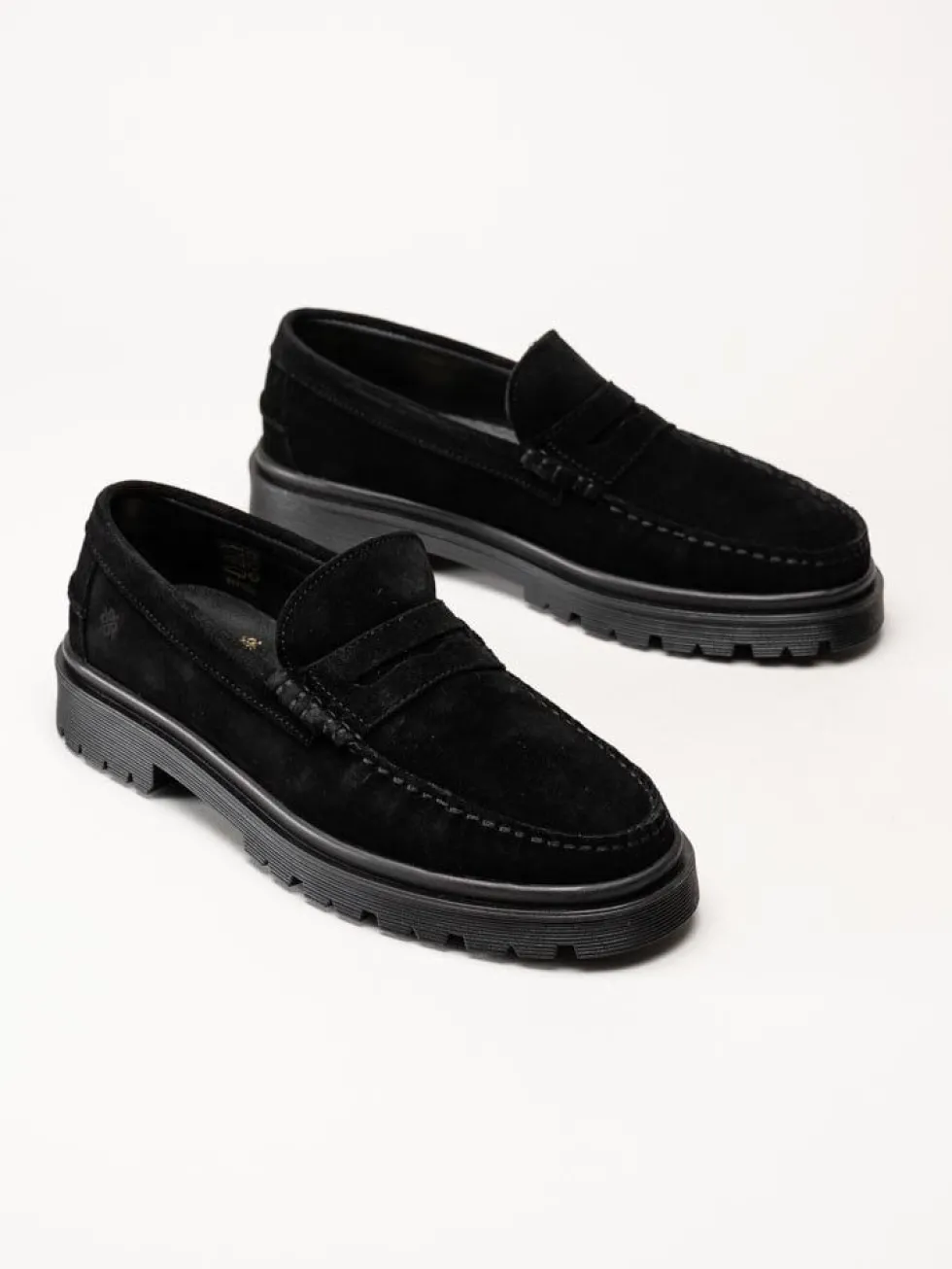 Playboy Footwear - Austin - Svarta loafers i mocka
