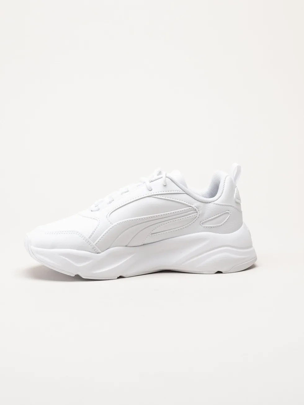 Puma - Cassia 2.0 - Vita sneakers i skinnimitation