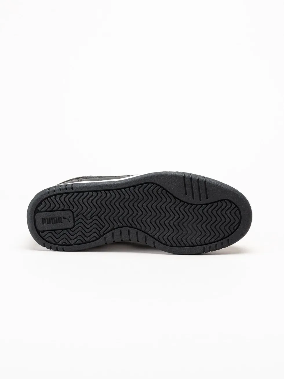 Puma - Caven III - Svartvita sneakers i skinnimitation