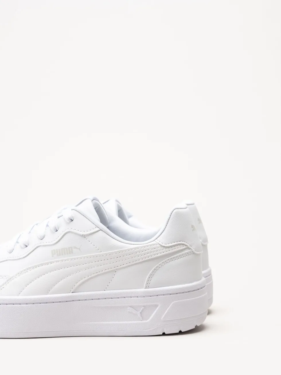 Puma - Court Lally Skye - Vita platåsneakers