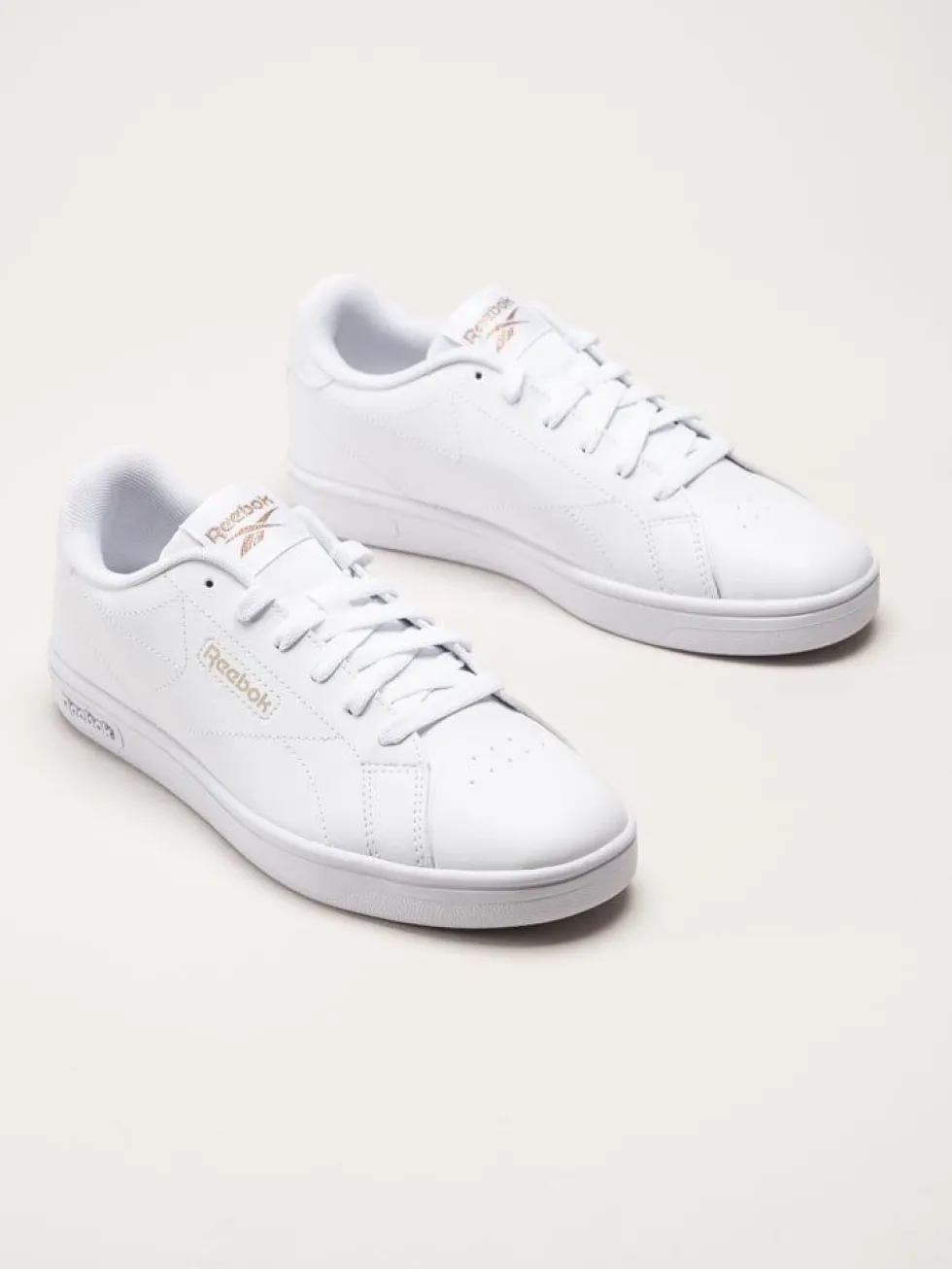 Reebok - Court Clean - Vita sneakers i skinnimitation