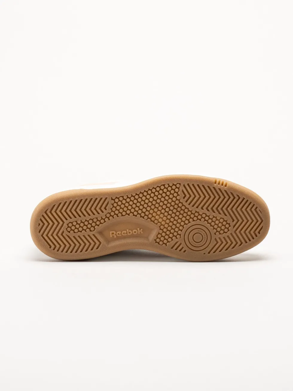 Reebok - Match PrimeV2 - Vita sneakers i skinnimitation