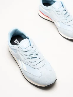 Reebok - World 70 - Ljusblå sneakers i nylon och mocka