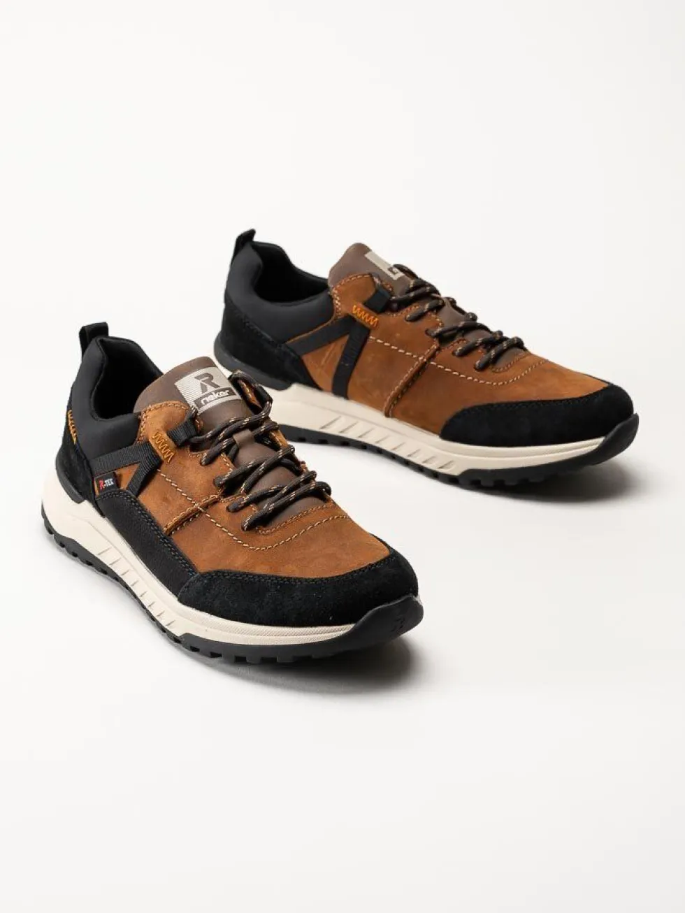 Rieker - Bruna promenadskor i nubuck