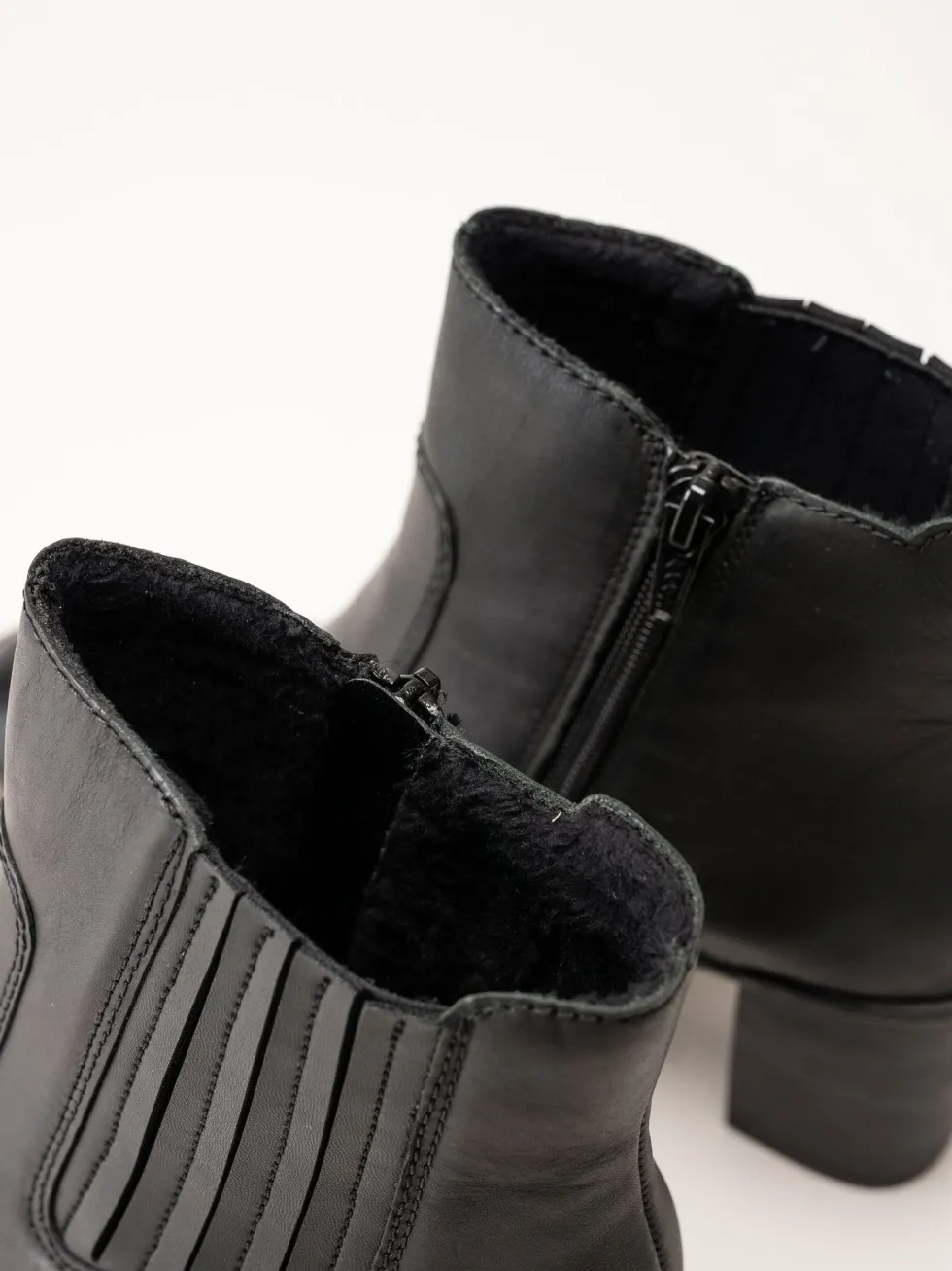 Rieker - Svarta boots i skinn