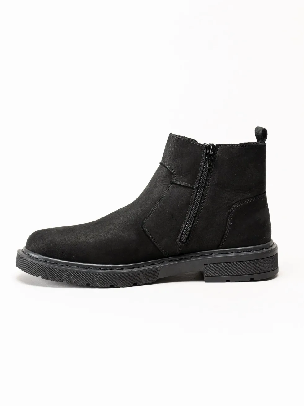 Rieker - Svarta fodrade boots i oljad nubuck