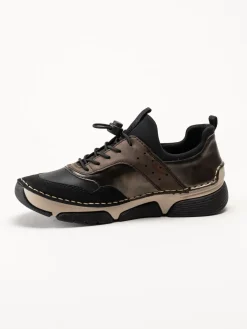Rieker - Svarta slip on promenadskor